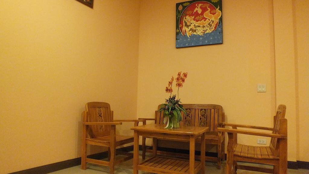 Kala House Hotel Sukhothai Bagian luar foto