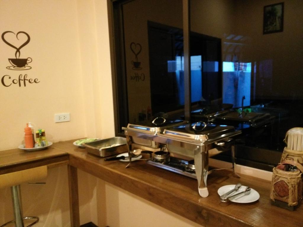 Kala House Hotel Sukhothai Bagian luar foto