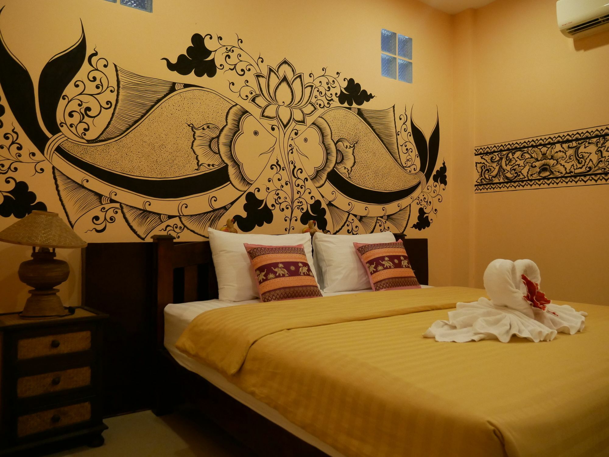 Kala House Hotel Sukhothai Bagian luar foto