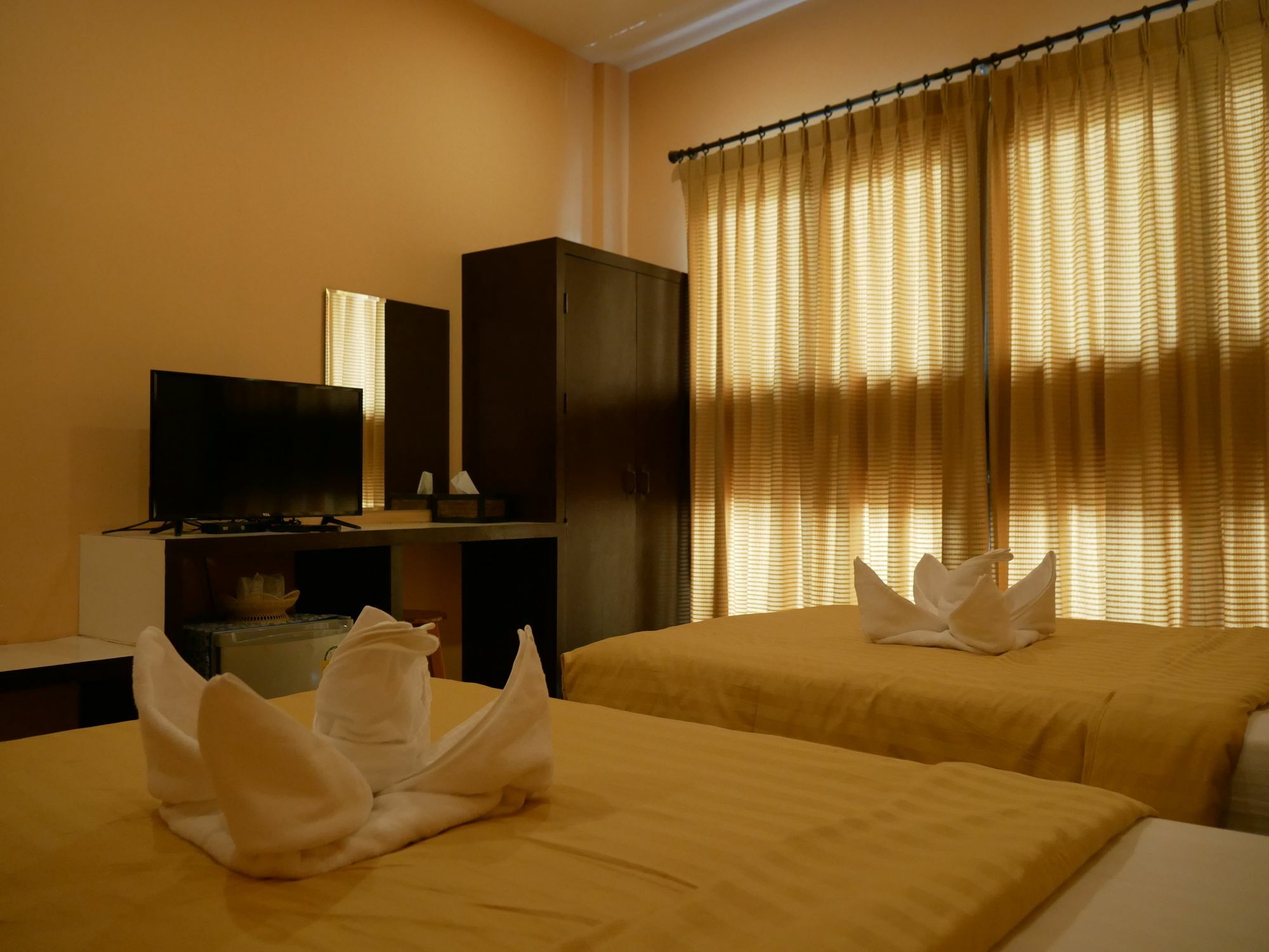 Kala House Hotel Sukhothai Bagian luar foto