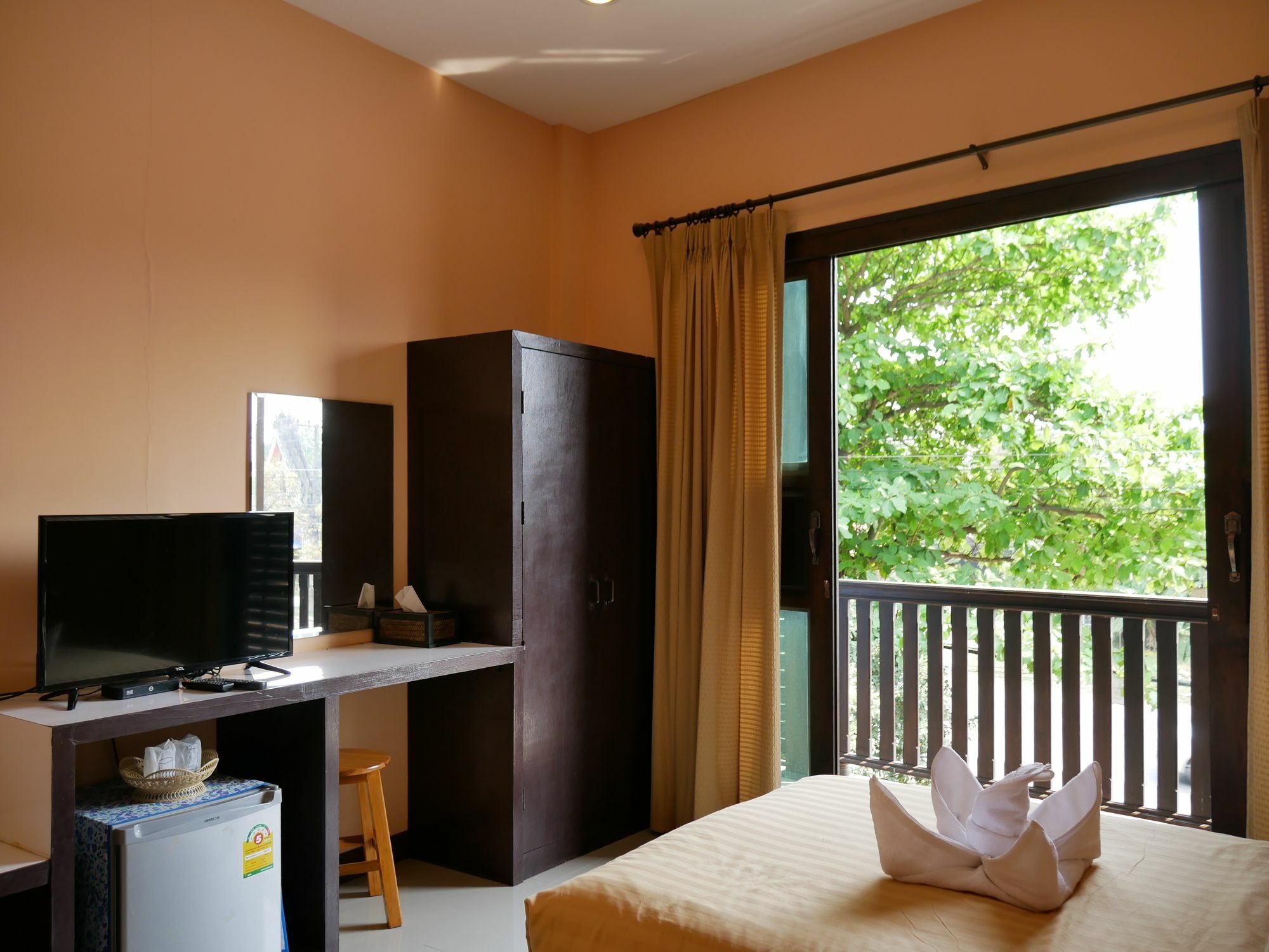 Kala House Hotel Sukhothai Bagian luar foto